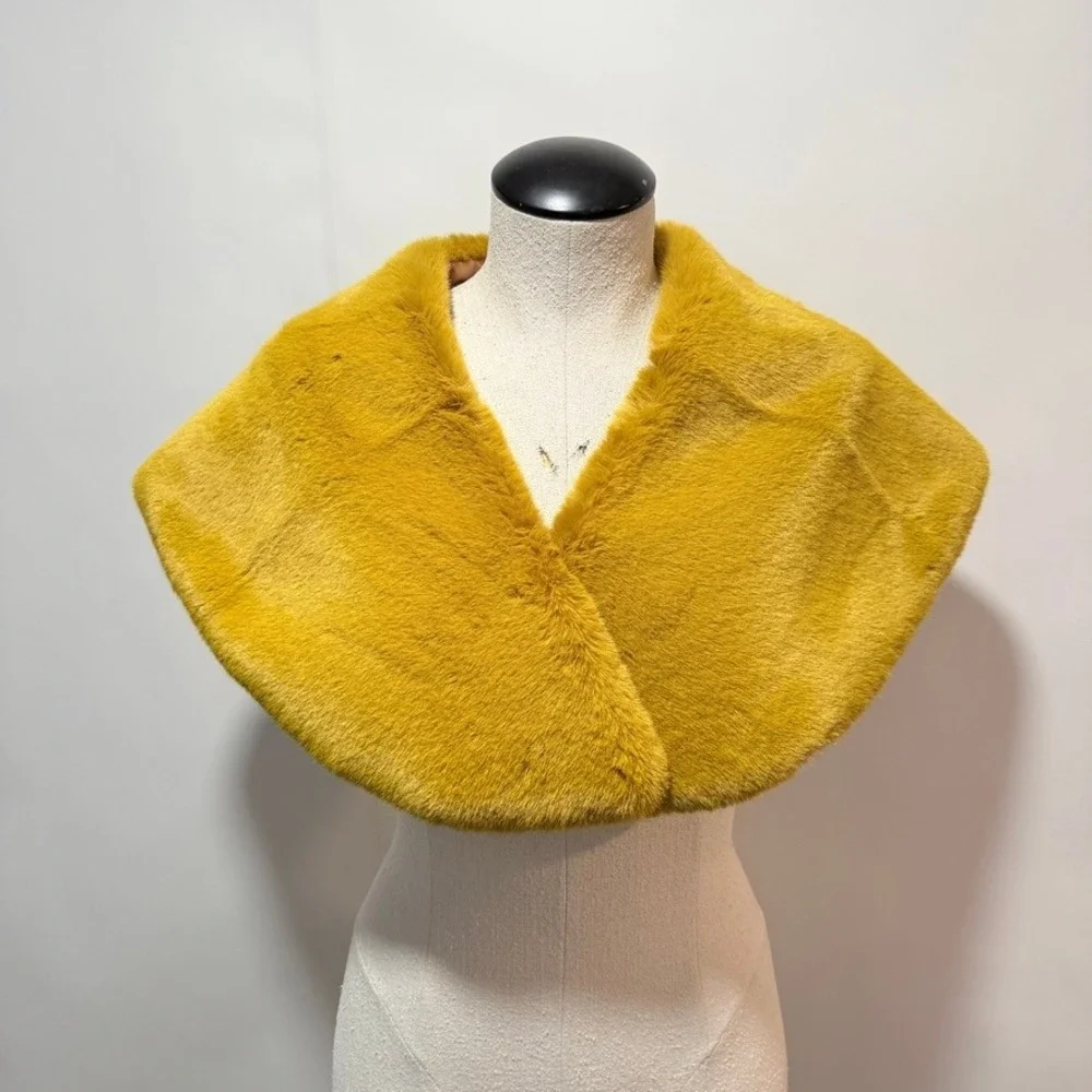 NWT Halogen‎ Atlantic-Pacific Faux Fur Stole Collar Wrap Olive Palm